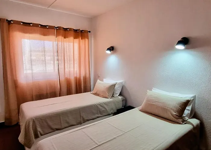 Touristique Dans Hoteliere Silchoro 아파트 *