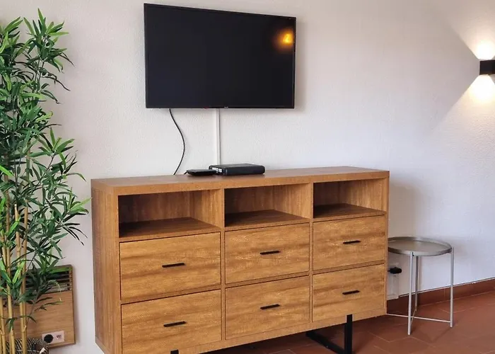 아파트 Touristique Dans Hoteliere Silchoro *