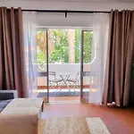 Touristique Dans Hoteliere Silchoro Διαμέρισμα *